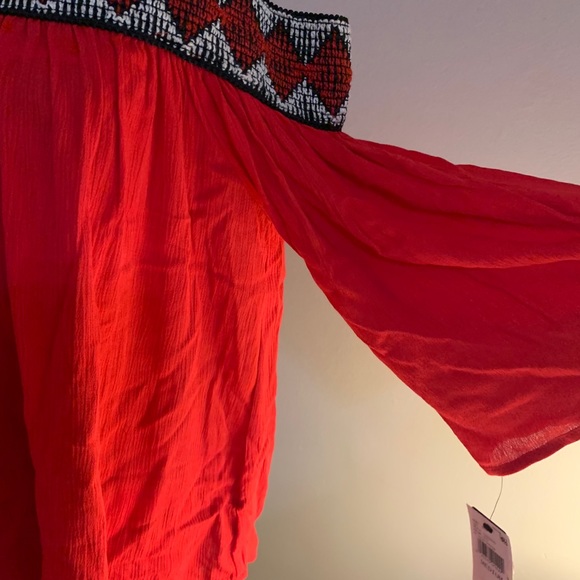 Top - Picture 3 of 4